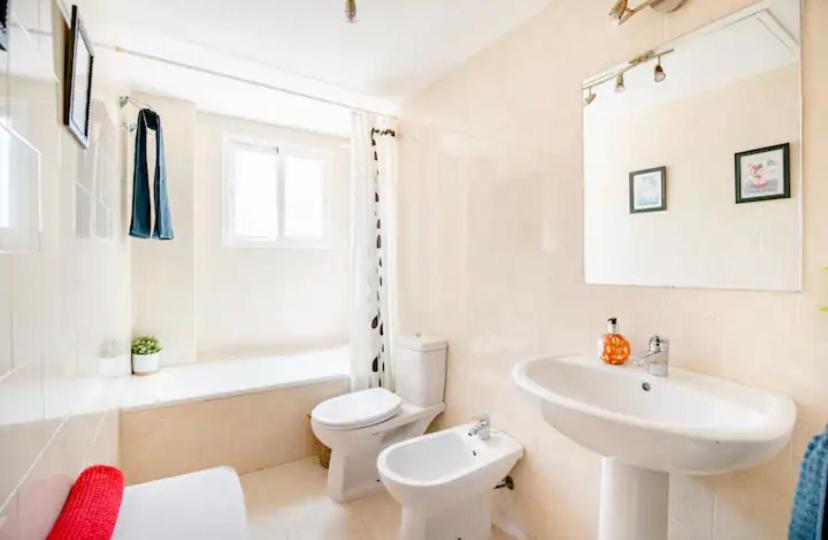 3 La Casa De Marilo Lejlighed Tomares Eksteriør billede